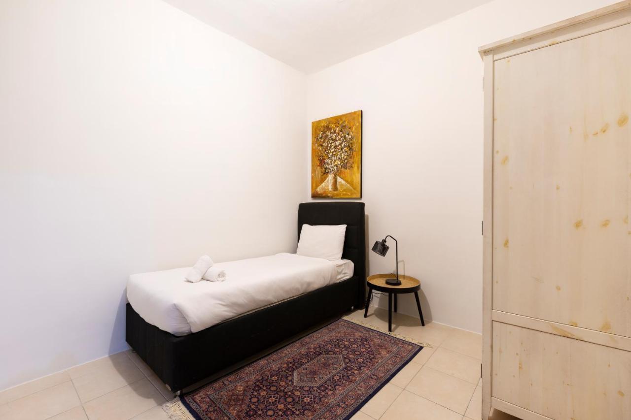Sliema Central Apartment Just Minutes From The Beach By Jl Экстерьер фото