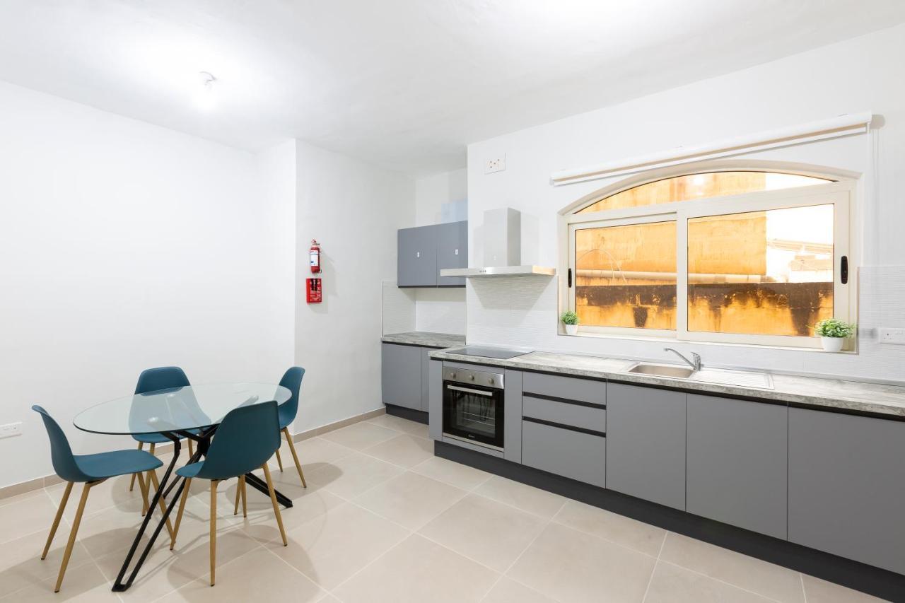 Sliema Central Apartment Just Minutes From The Beach By Jl Экстерьер фото