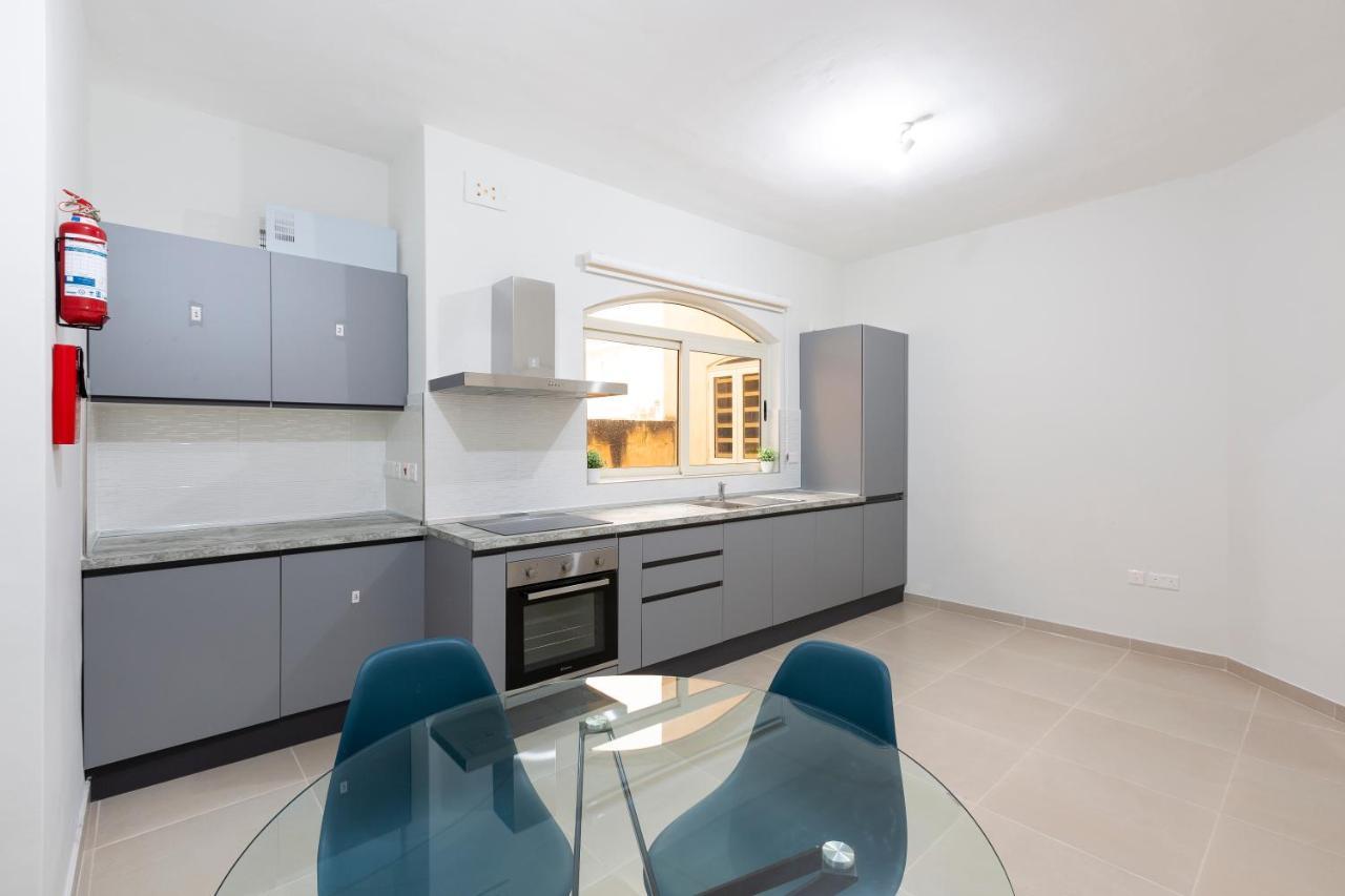 Sliema Central Apartment Just Minutes From The Beach By Jl Экстерьер фото